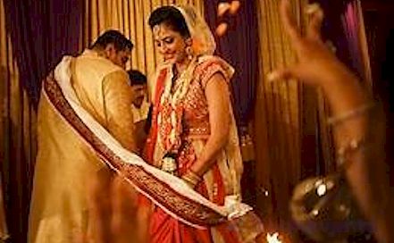 Dynamic Clicks - Best Wedding & Candid Photographer in  Mumbai | BookEventZ